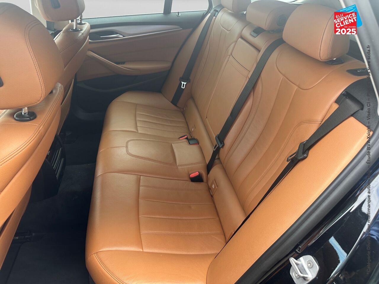 Véhicule d'occasion BMW SERIE 5 TOURING 520DA 190CH LUXURY chez Peugeot Hirson