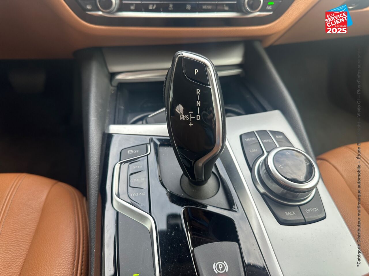 Véhicule d'occasion BMW SERIE 5 TOURING 520DA 190CH LUXURY chez Peugeot Hirson