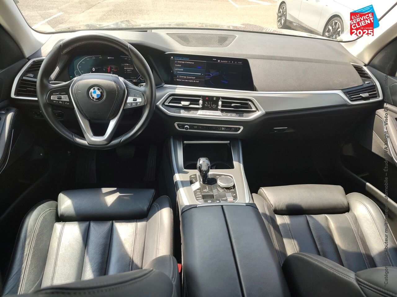 Véhicule d'occasion BMW X5 XDRIVE45E 394CH LOUNGE 17CV SIEGES CUIR GPS CARPLAY chez Lexus Metz