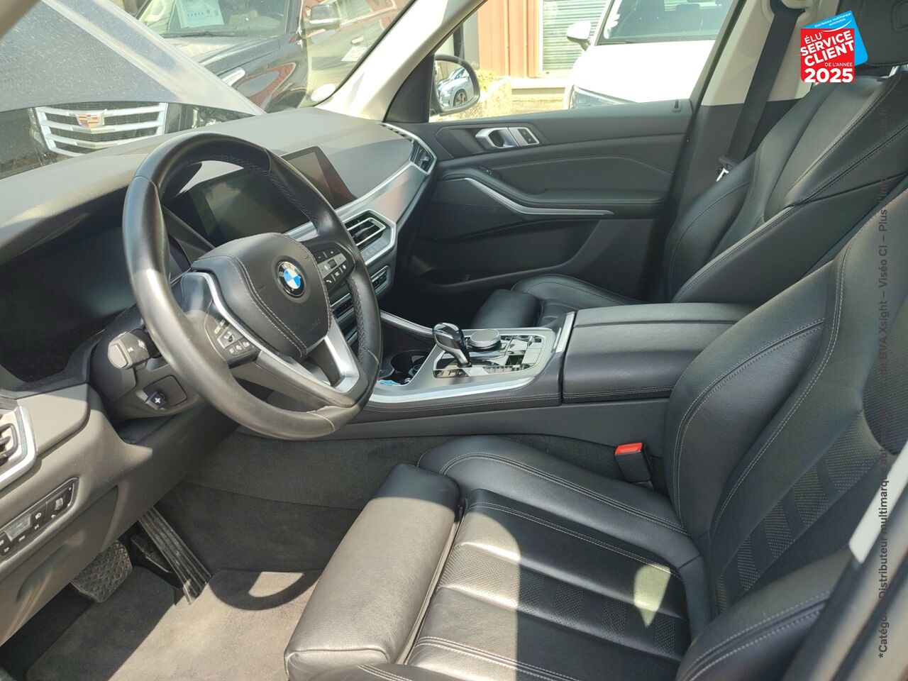 Véhicule d'occasion BMW X5 XDRIVE45E 394CH LOUNGE 17CV SIEGES CUIR GPS CARPLAY chez Lexus Metz
