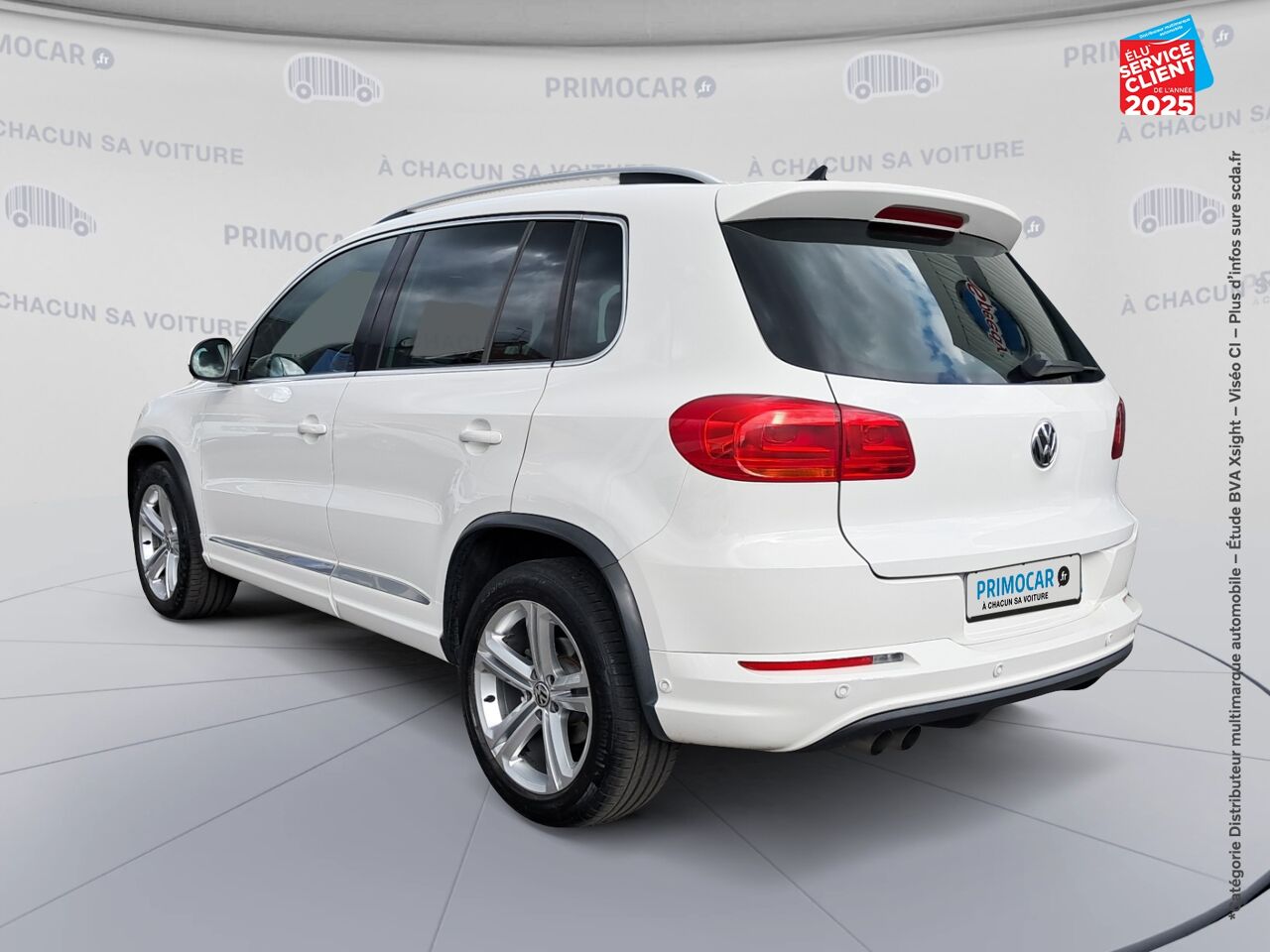 Véhicule d'occasion VOLKSWAGEN TIGUAN 2.0 TDI 140CH BLUEMOTION TECHNOLOGY FAP CARAT 4MOTION DSG7 SIEGES CUIR GPS CAMERA chez Primocar