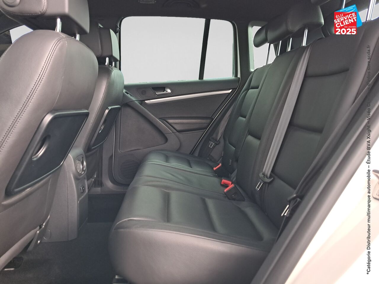 Véhicule d'occasion VOLKSWAGEN TIGUAN 2.0 TDI 140CH BLUEMOTION TECHNOLOGY FAP CARAT 4MOTION DSG7 SIEGES CUIR GPS CAMERA chez Primocar