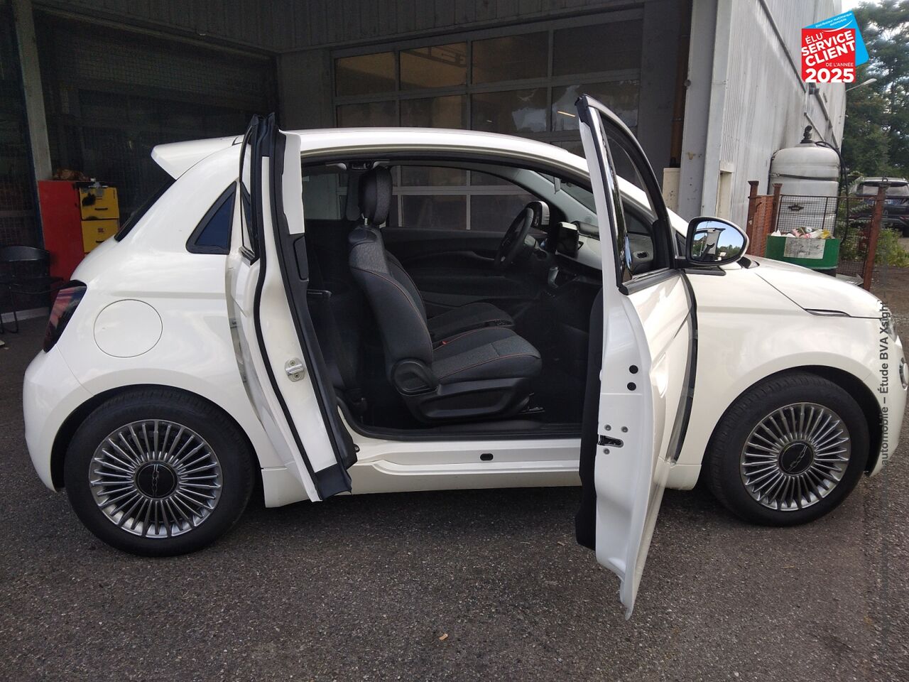 Véhicule d'occasion FIAT 500 3+1 E 95CH ICONE GPS CAMERA chez Renault Sélestat
