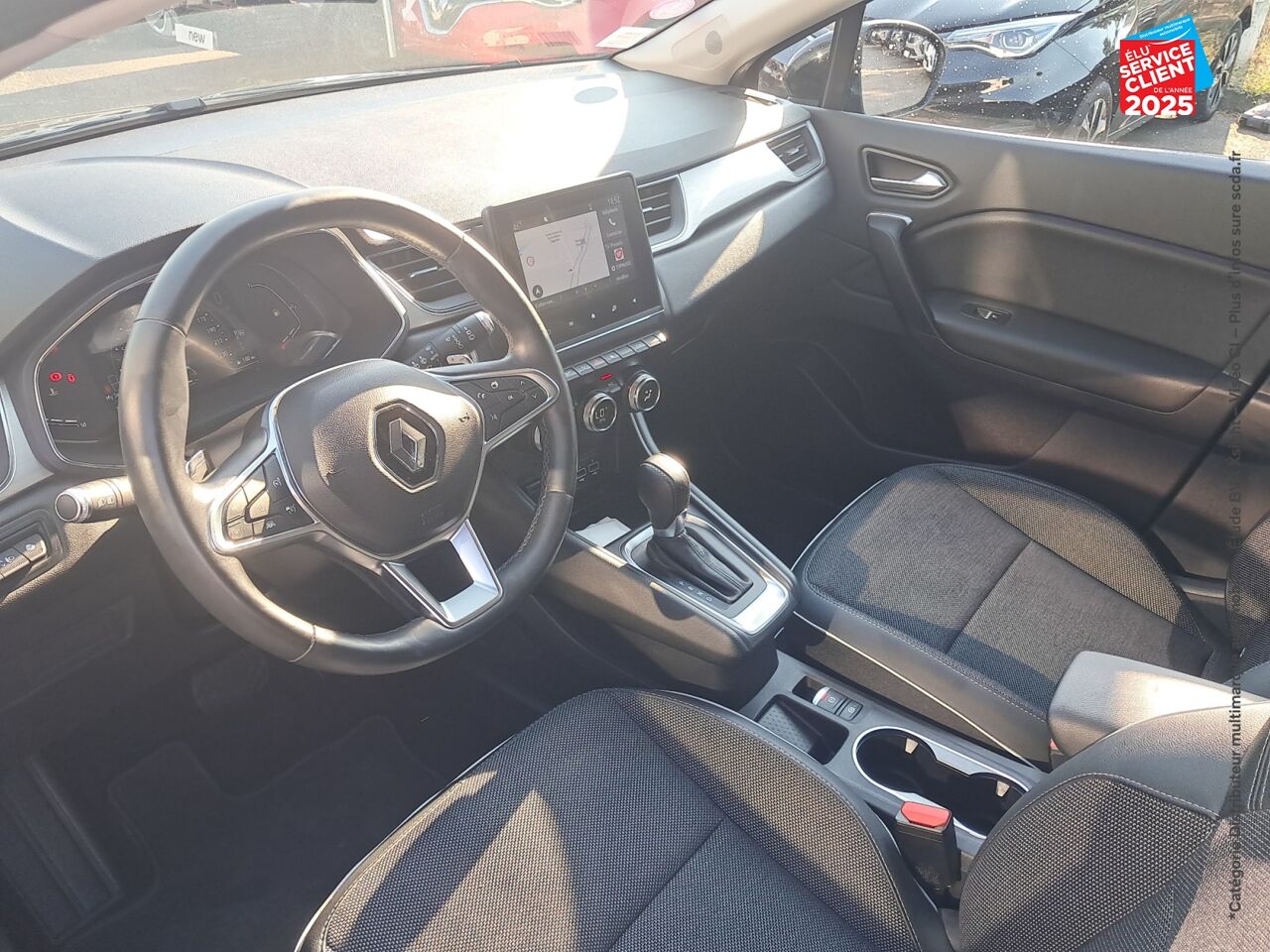 Véhicule d'occasion RENAULT CAPTUR 1.3 TCE 140CH FAP INTENS EDC -21 chez Opel Bar le Duc