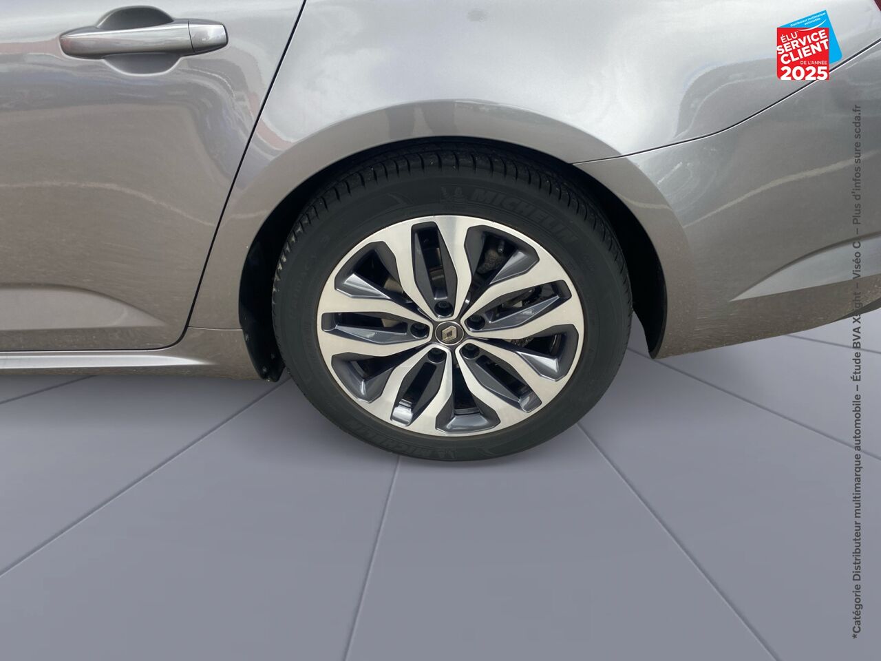 Véhicule d'occasion RENAULT TALISMAN 1.7 BLUE DCI 150CH INTENS - 19 chez BMW Pontarlier