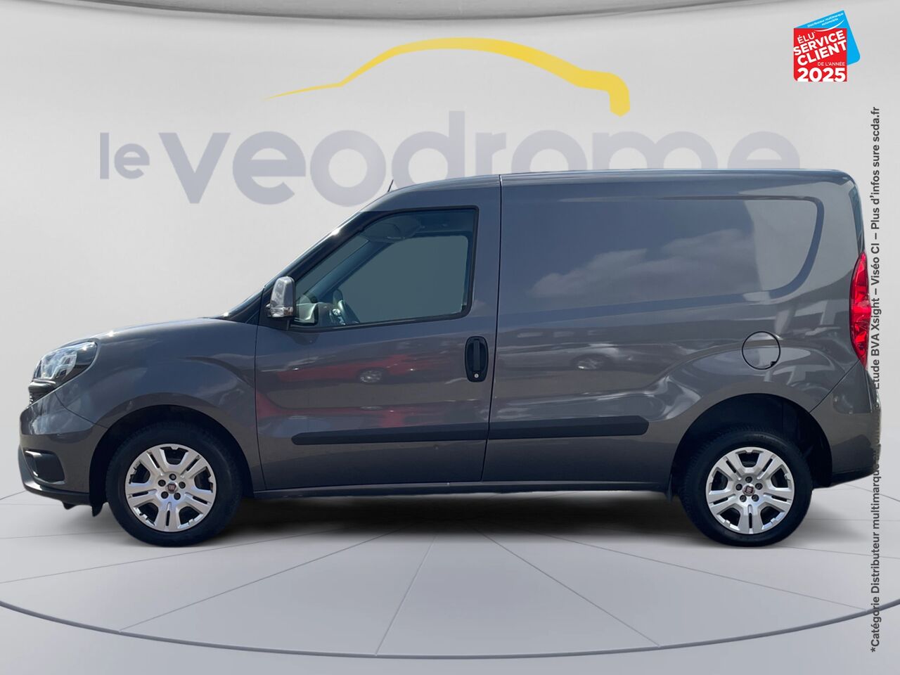 Véhicule d'occasion FIAT DOBLO CARGO 1.6 MULTIJET 105CH 705KG PRO LOUNGE chez Le Veodrome