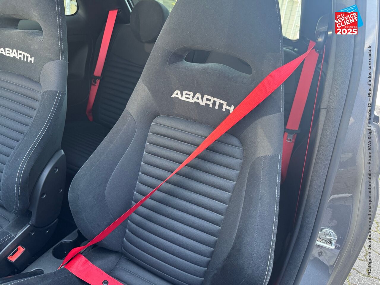 Véhicule d'occasion ABARTH 500 1.4 TURBO T-JET 180CH 595 COMPETIZIONE MY21 chez Le Veodrome