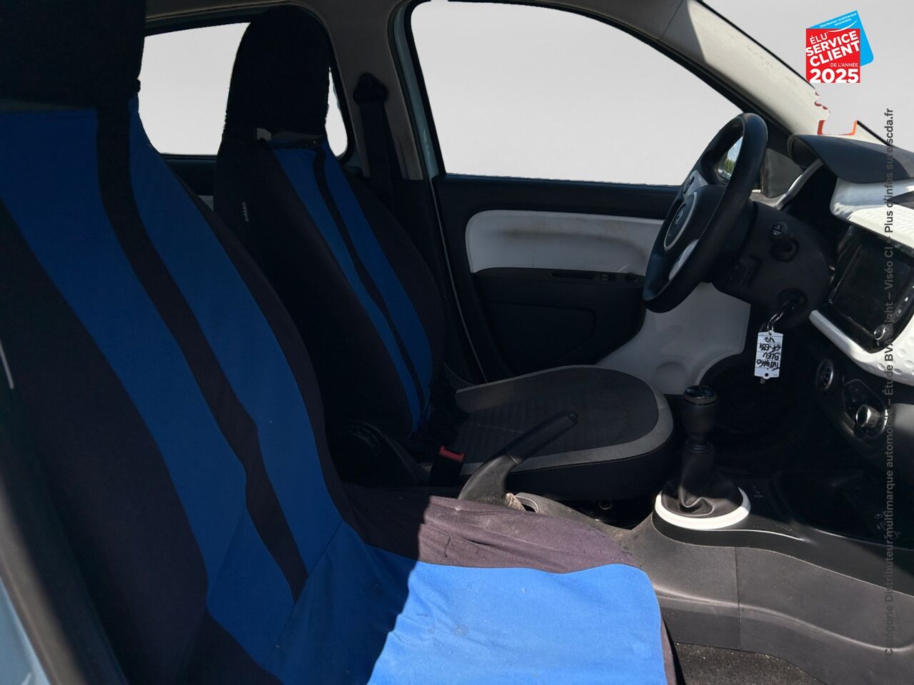 Véhicule d'occasion RENAULT TWINGO 1.0 SCE 65CH ZEN - 21MY chez Nissan Dijon