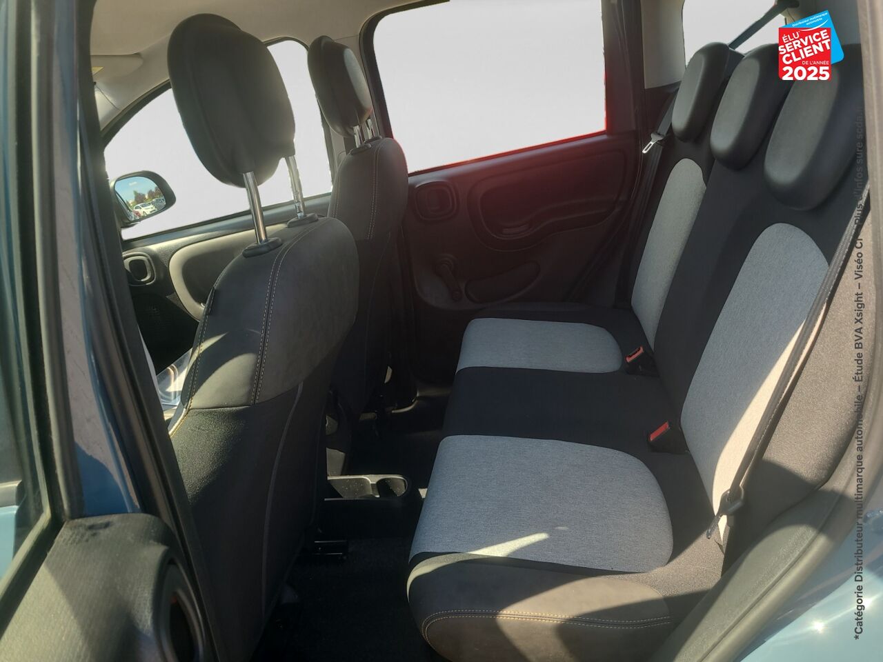 Véhicule d'occasion FIAT PANDA 1.0 70CH BSG SS CITY CROSS PLUS chez Le Veodrome