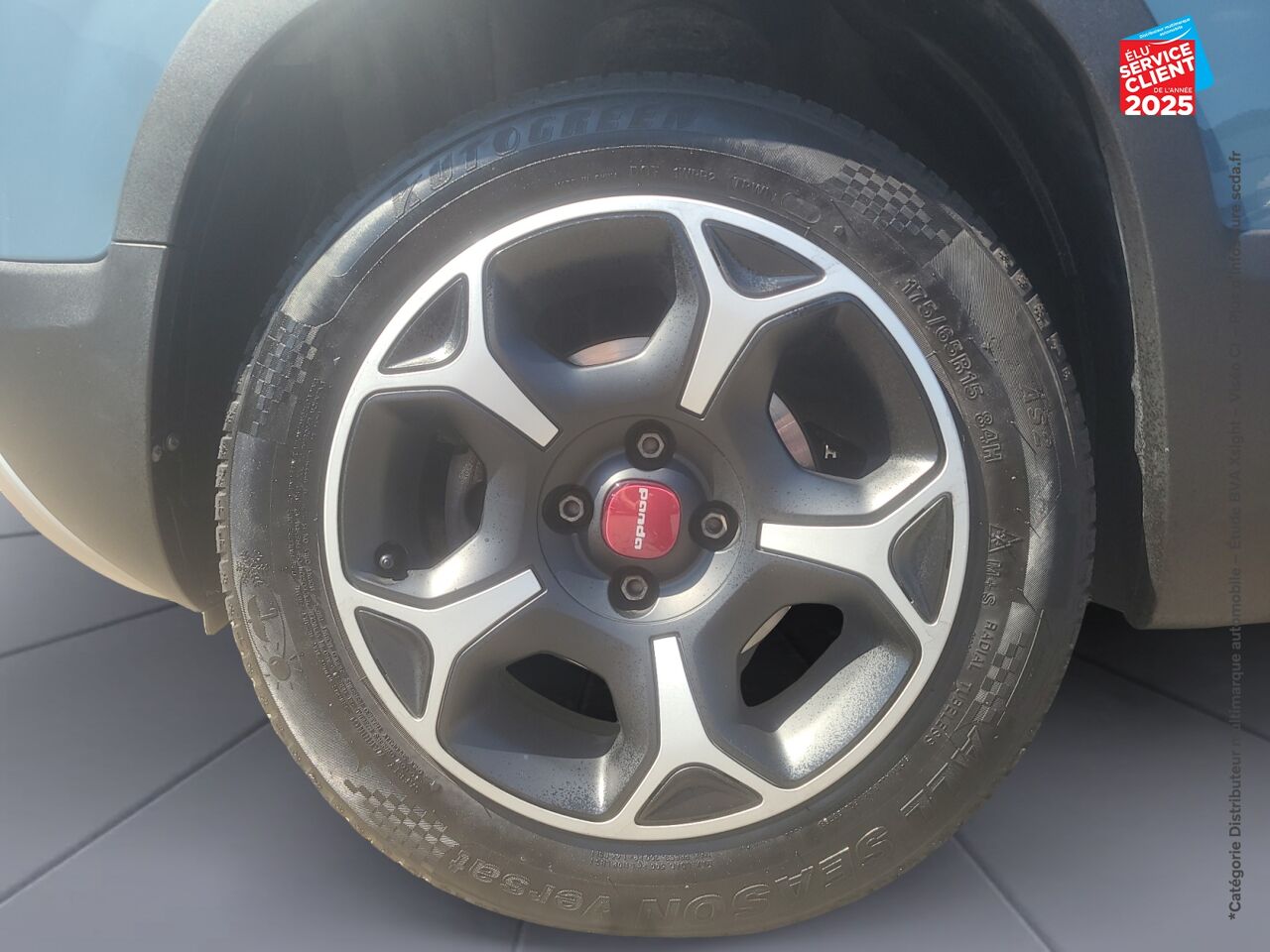 Véhicule d'occasion FIAT PANDA 1.0 70CH BSG SS CITY CROSS PLUS chez Le Veodrome