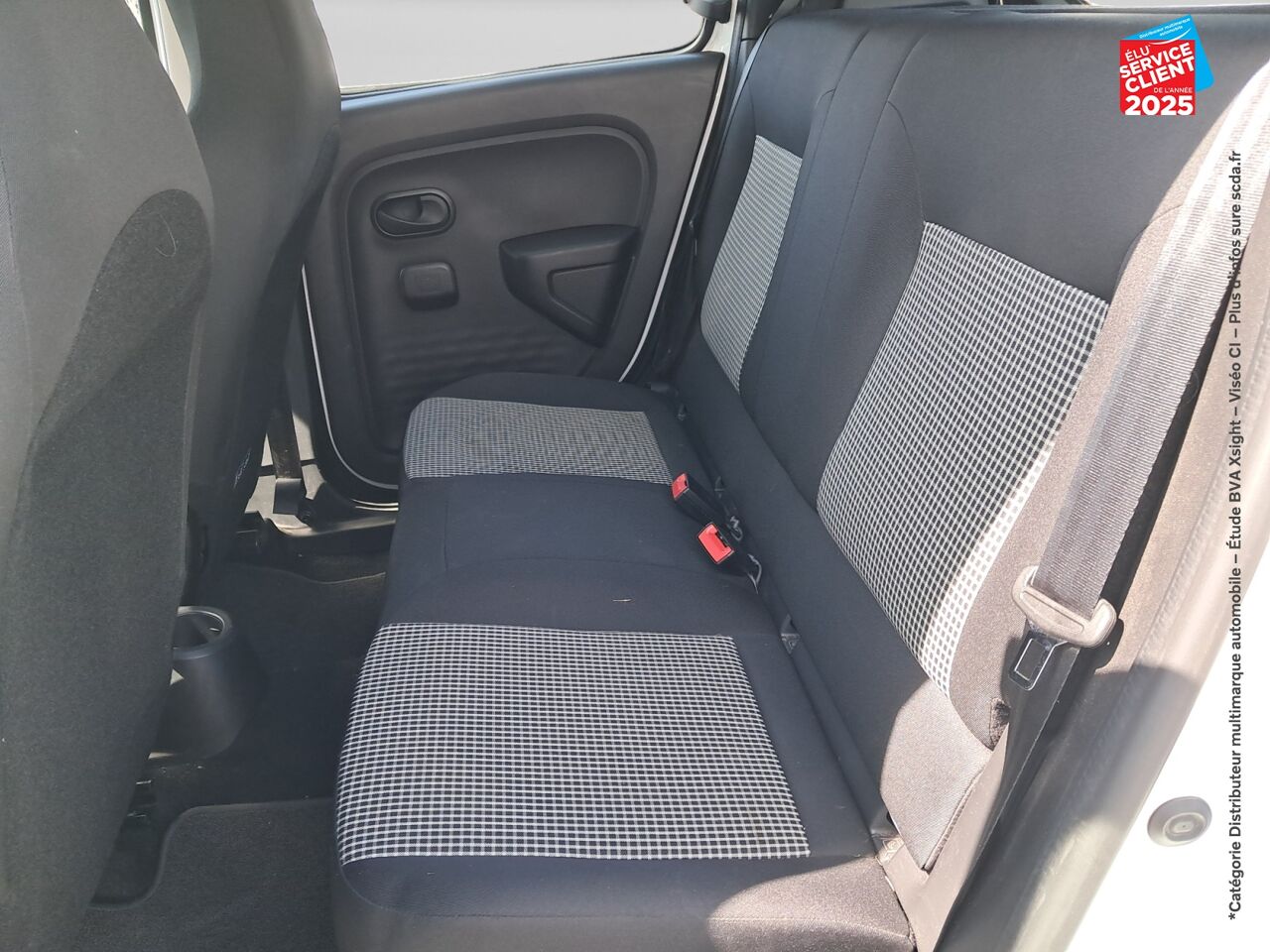 Véhicule d'occasion RENAULT TWINGO E-TECH ELECTRIC LIFE R80 ACHAT INTEGRAL - 21MY chez Peugeot Hirson