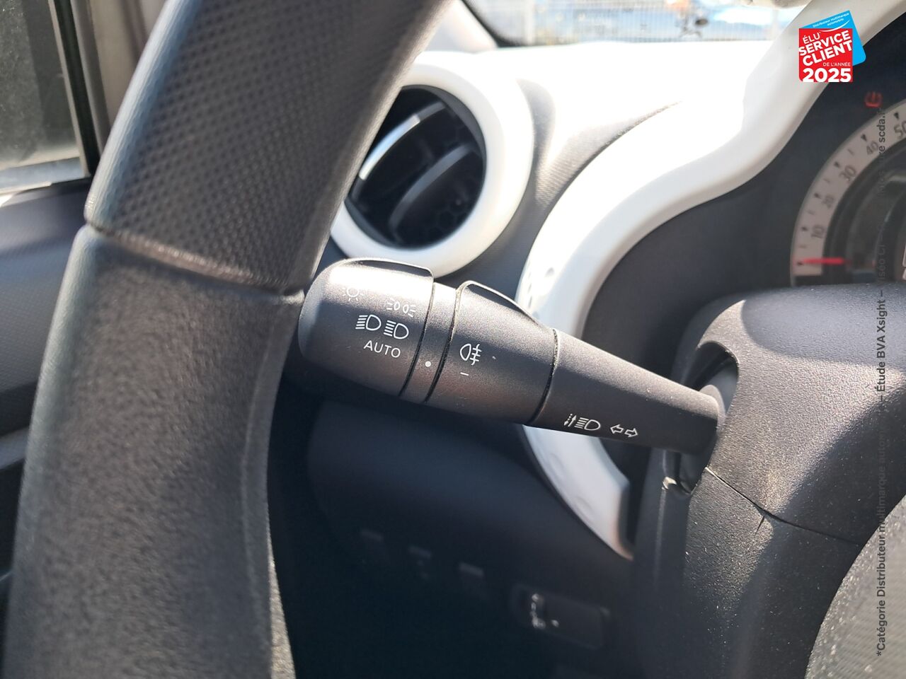 Véhicule d'occasion RENAULT TWINGO E-TECH ELECTRIC LIFE R80 ACHAT INTEGRAL - 21MY chez Peugeot Hirson