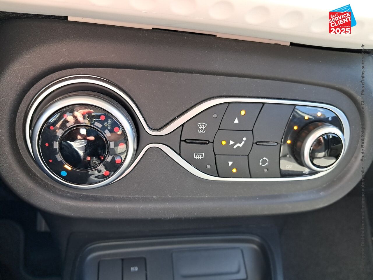Véhicule d'occasion RENAULT TWINGO E-TECH ELECTRIC LIFE R80 ACHAT INTEGRAL - 21MY chez Peugeot Hirson
