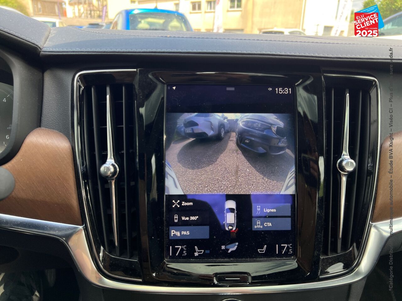 Véhicule d'occasion VOLVO S90 D4 ADBLUE 190CH INSCRIPTION LUXE GEARTRONIC TPANO SIEGE CHAUF VENTIL CAMERA chez Volvo Strasbourg