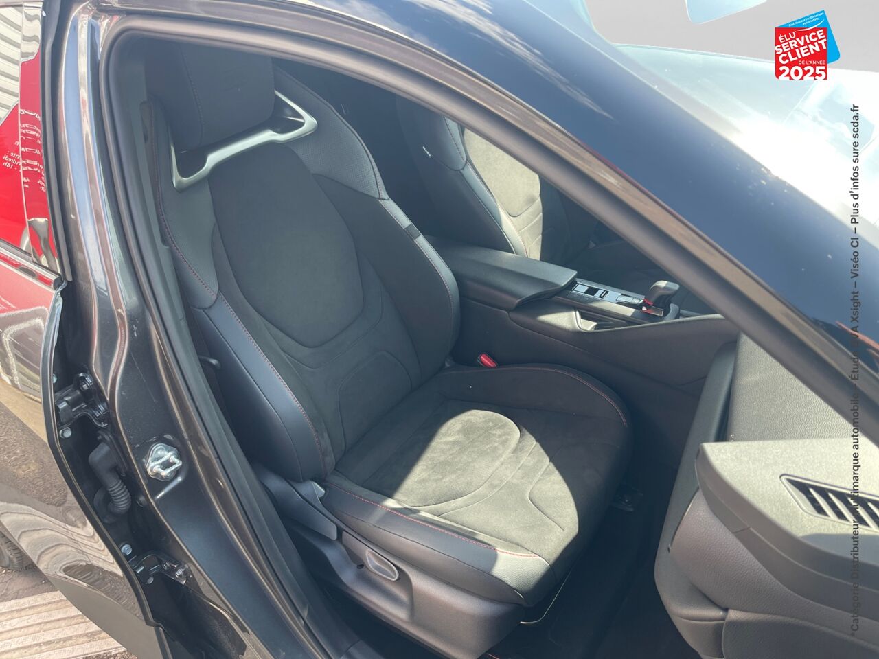 Véhicule d'occasion TOYOTA C-HR 2.0 200CH GR SPORT NG23 chez Opel Verdun