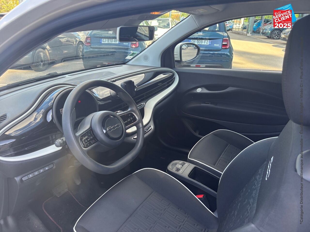 Véhicule d'occasion FIAT 500 E 95CH ACTION chez Peugeot Reims