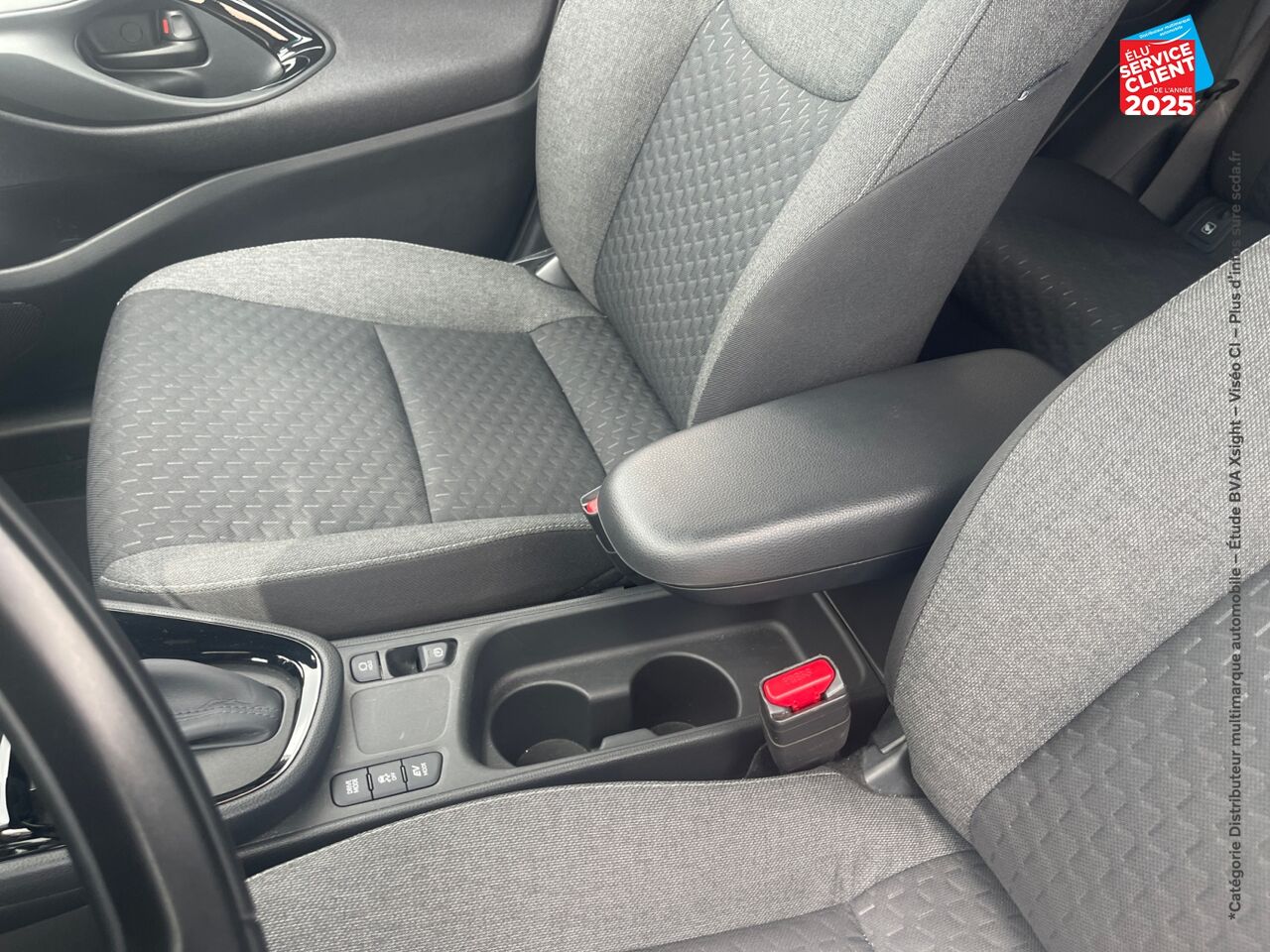 Véhicule d'occasion TOYOTA YARIS CROSS 116H DESIGN MC24 chez Toyota Saint Dizier