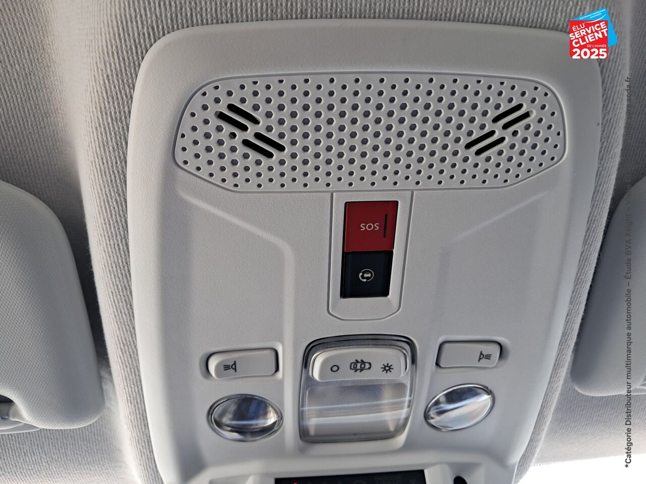 Véhicule d'occasion OPEL CORSA CORSA-E 136CH ELEGANCE chez Opel Nancy