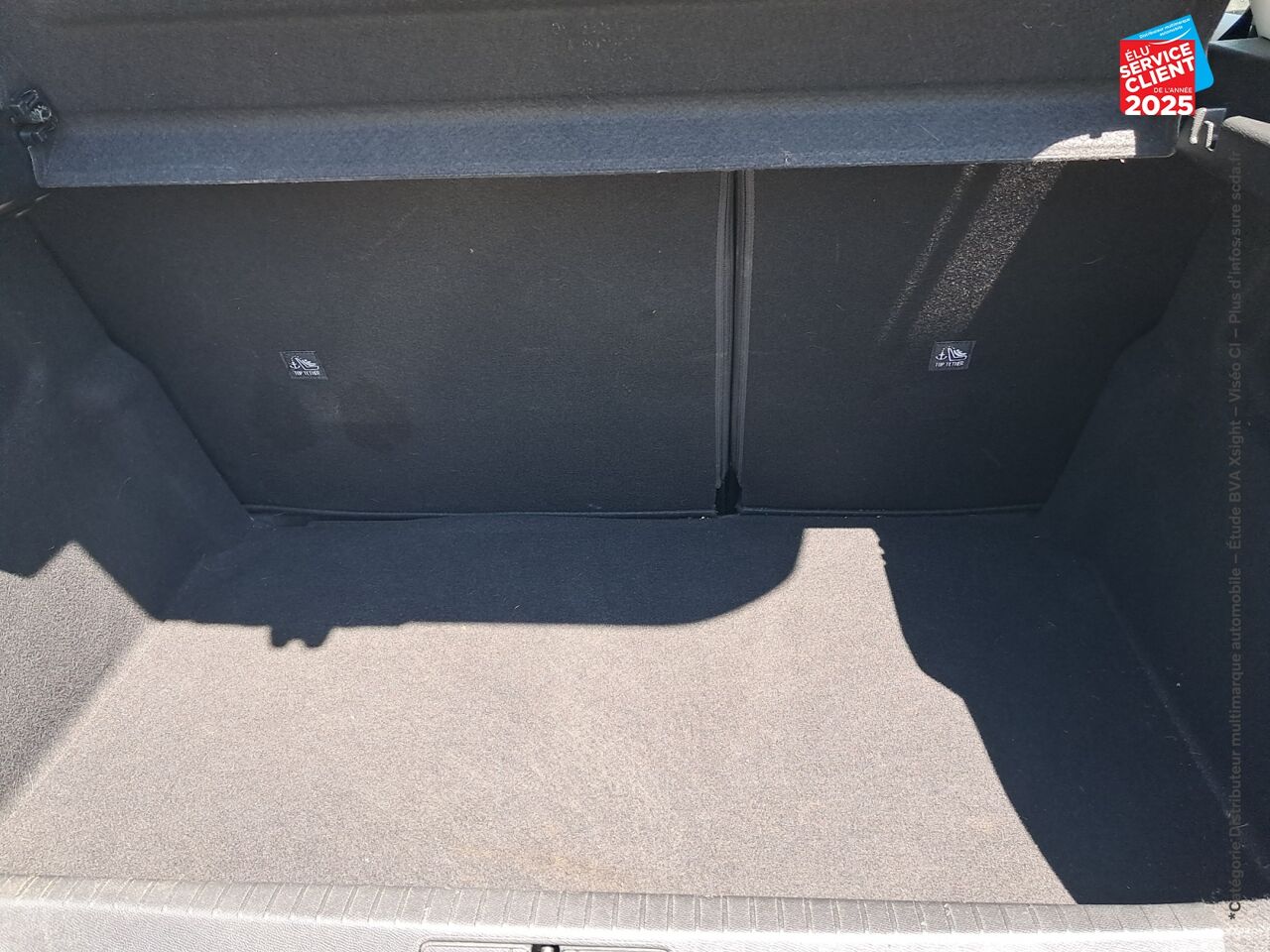 Véhicule d'occasion OPEL CORSA CORSA-E 136CH ELEGANCE chez Opel Nancy