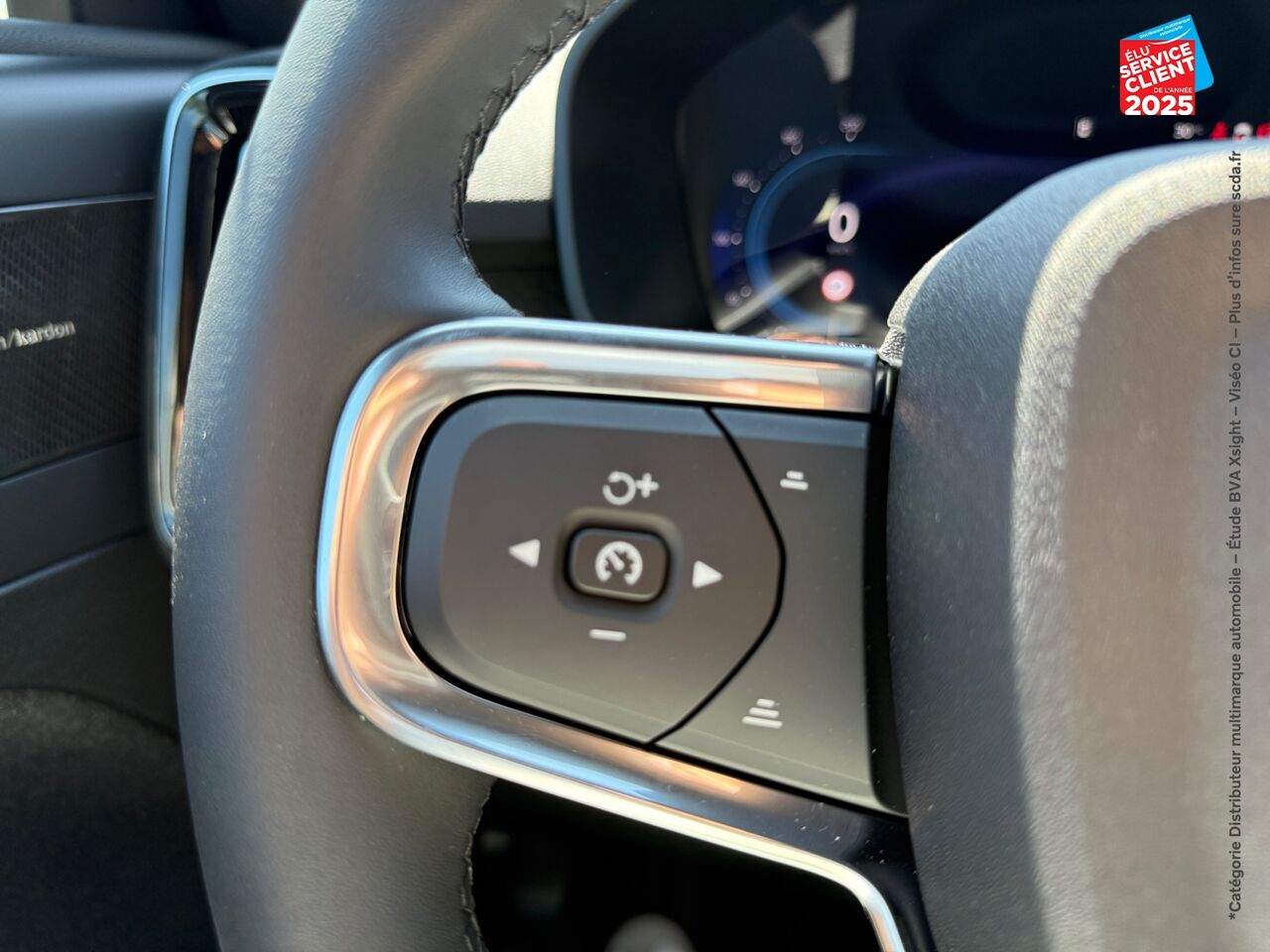 Véhicule d'occasion VOLVO C40 RECHARGE EXTENDED RANGE 252CH ULTIMATE chez Volvo Epernay