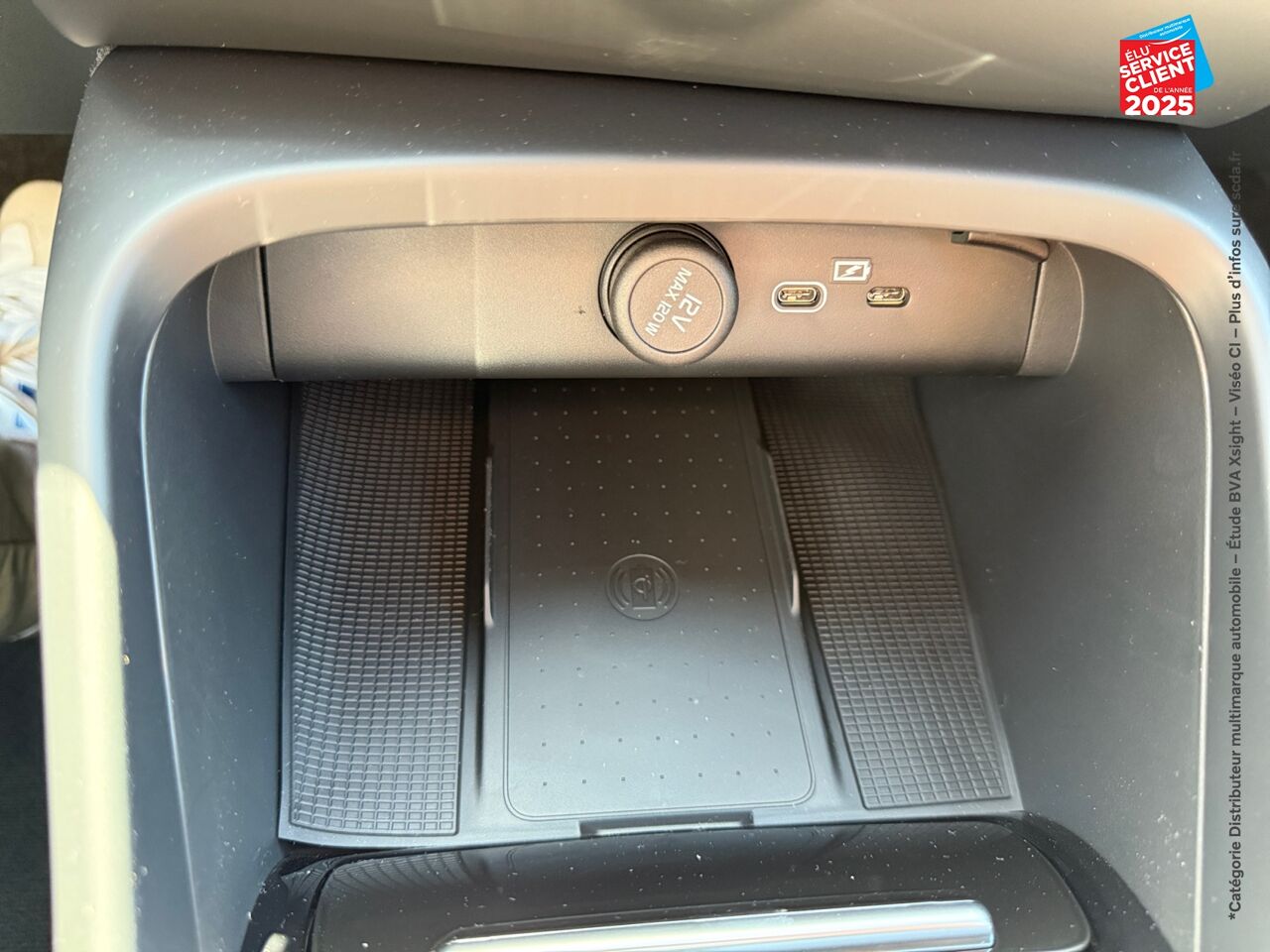 Véhicule d'occasion VOLVO C40 RECHARGE EXTENDED RANGE 252CH ULTIMATE chez Volvo Epernay