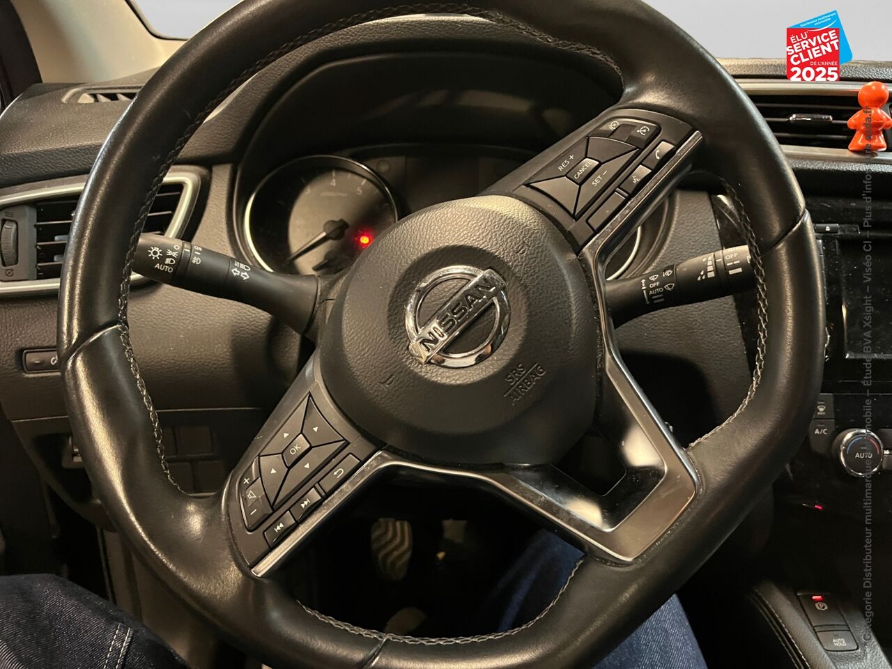 Véhicule d'occasion NISSAN QASHQAI 1.3 DIG-T 140CH ACENTA 2019 EURO6-EVAP chez Toyota Verdun