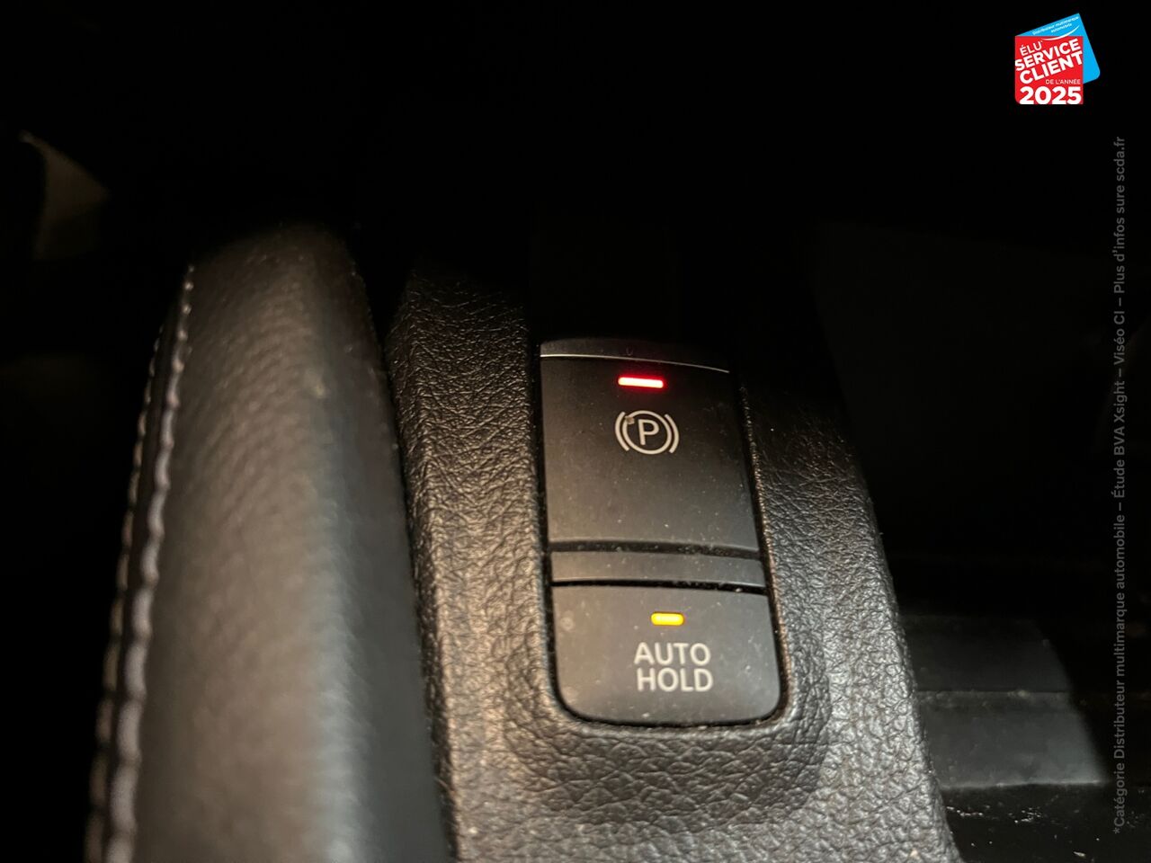 Véhicule d'occasion NISSAN QASHQAI 1.3 DIG-T 140CH ACENTA 2019 EURO6-EVAP chez Toyota Verdun