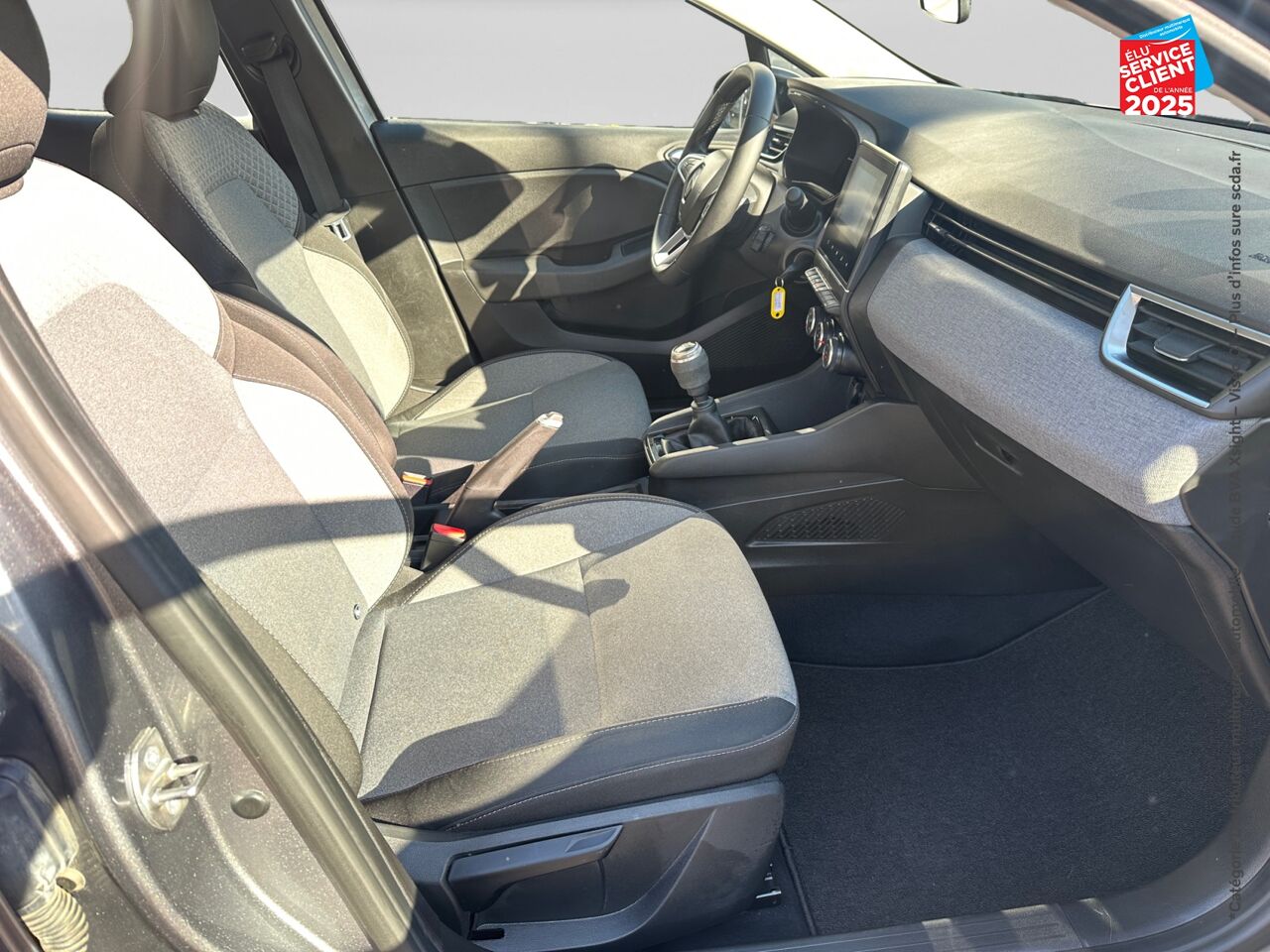 Véhicule d'occasion RENAULT CLIO 1.0 TCE 90CH EVOLUTION GPS chez Peugeot Sedan