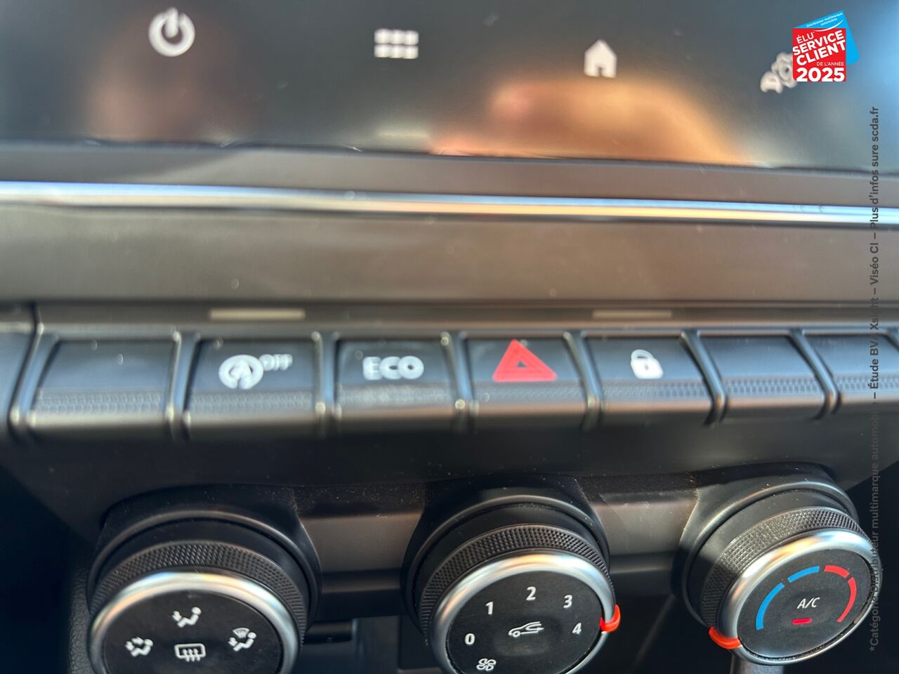 Véhicule d'occasion RENAULT CLIO 1.0 TCE 90CH EVOLUTION GPS chez Peugeot Sedan
