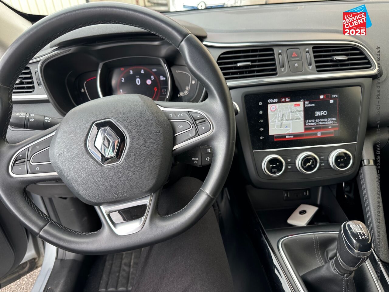 Véhicule d'occasion RENAULT KADJAR 1.3 TCE 140CH FAP EVOLUTION chez Renault Sélestat