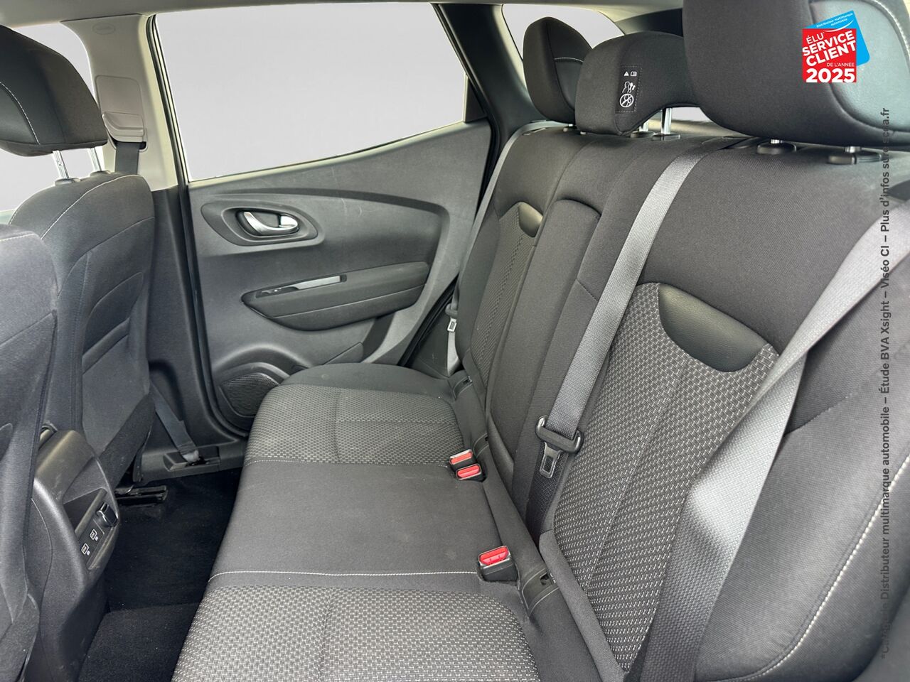 Véhicule d'occasion RENAULT KADJAR 1.3 TCE 140CH FAP EVOLUTION chez Renault Sélestat