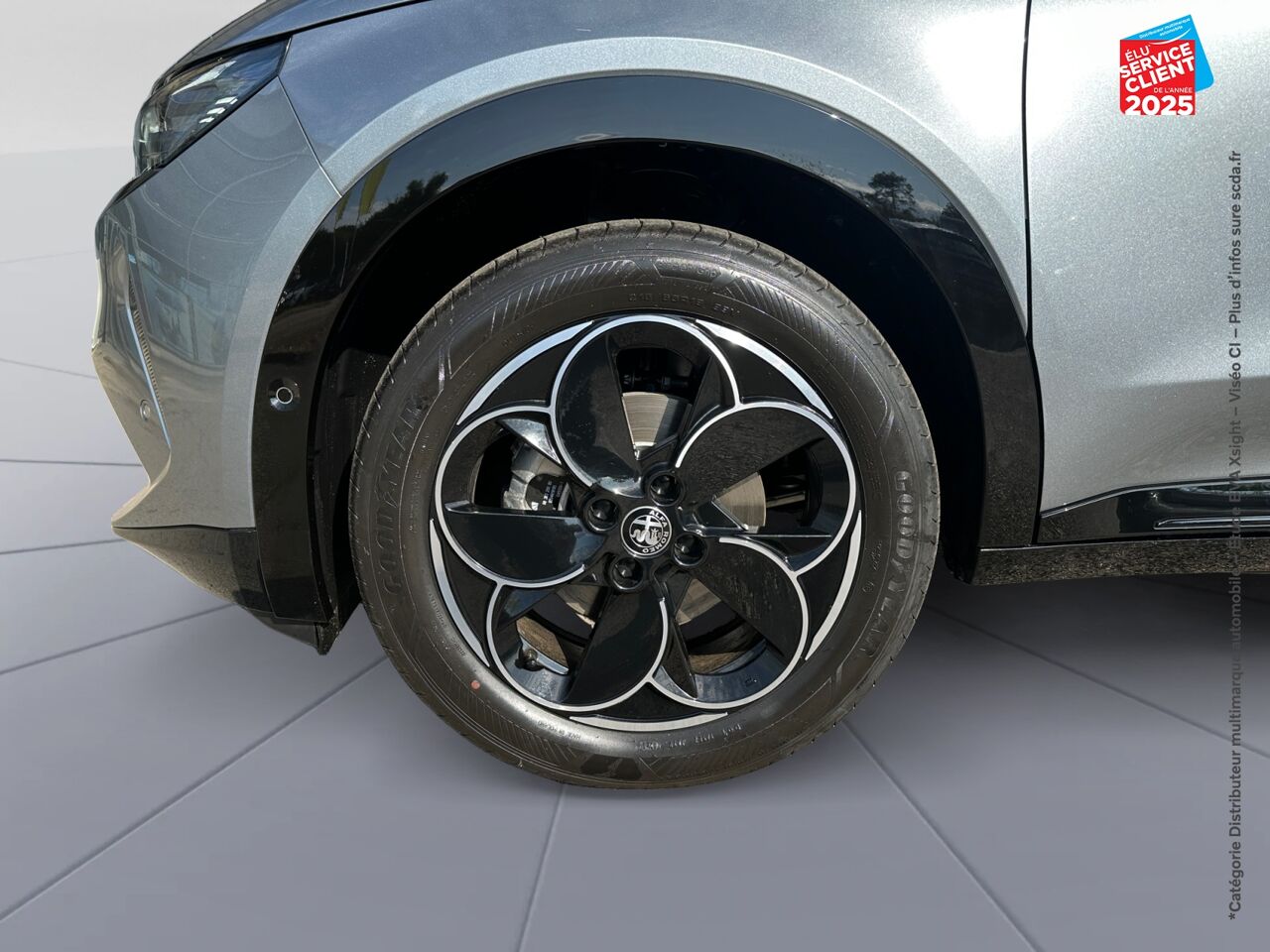 Véhicule d'occasion ALFA ROMEO JUNIOR ELETTRICA 156CH PREMIUM chez Renault Strasbourg