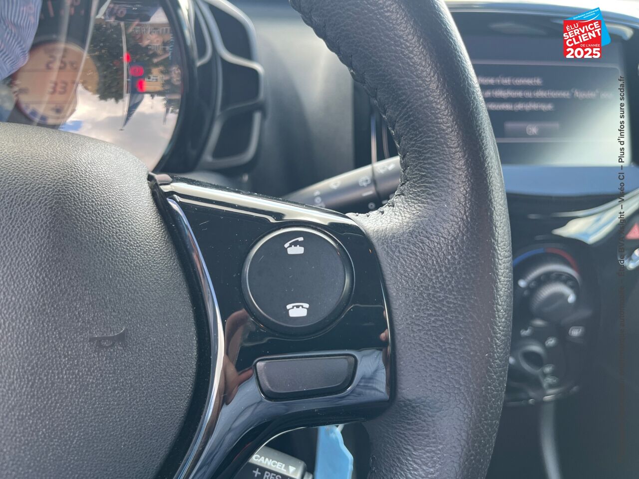Véhicule d'occasion PEUGEOT 108 VTI 72 STYLE 5P chez Renault Colmar