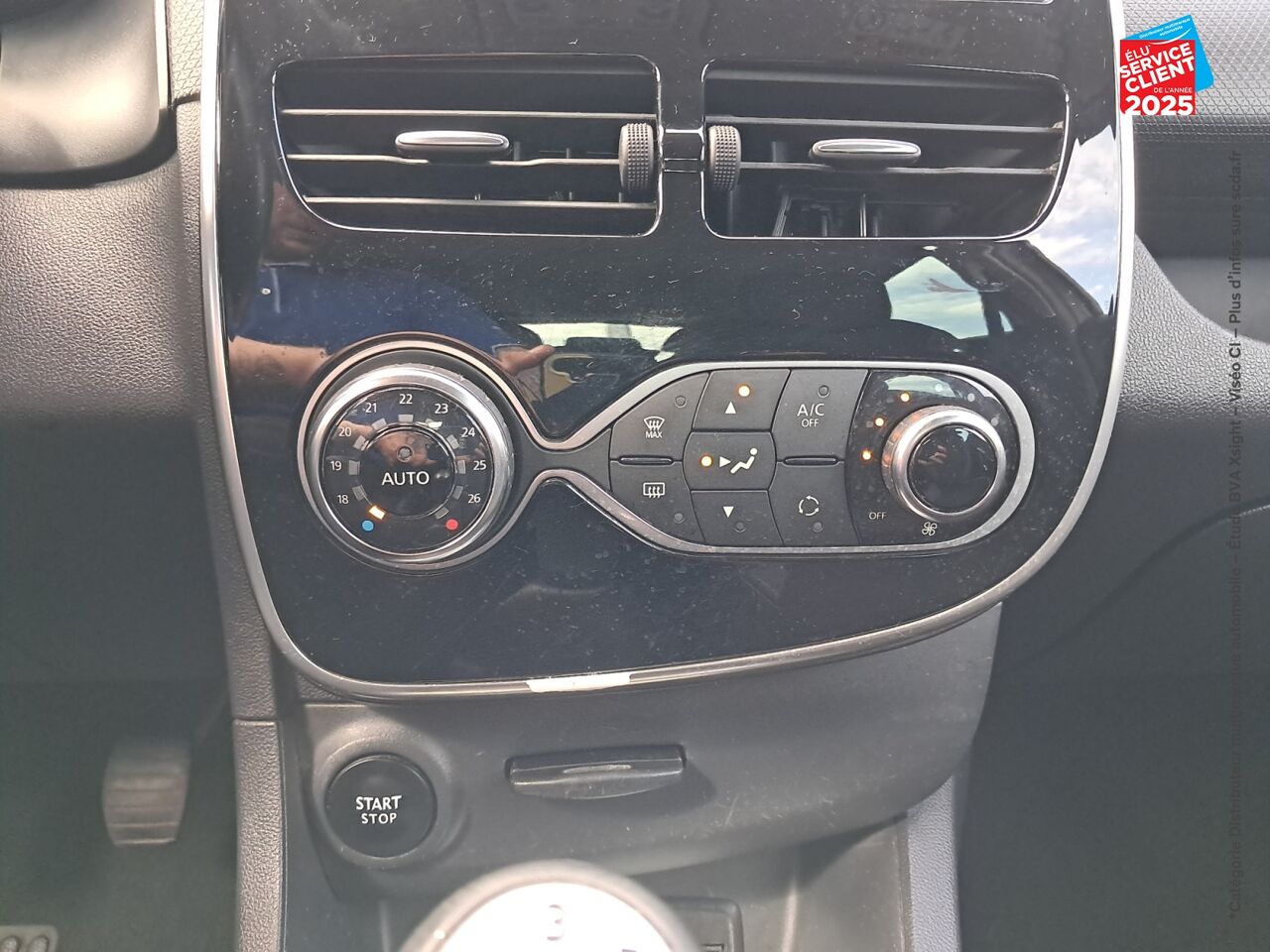 Véhicule d'occasion RENAULT CLIO 1.5 DCI 90CH ENERGY INTENS 5P GPS chez Primocar