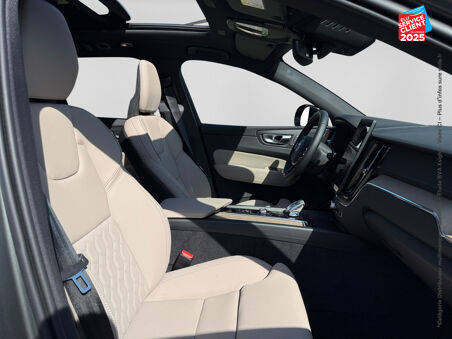 VOLVO XC60 T6 HYBRIDE...