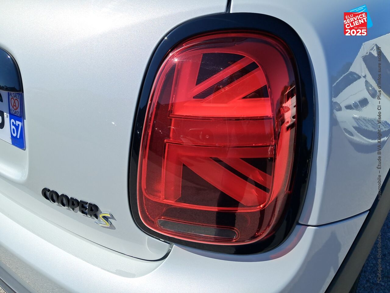 Véhicule d'occasion MINI MINI COOPER SE 184CH CLASSIC BVA 5CV chez MINI Lons-Le-Saunier