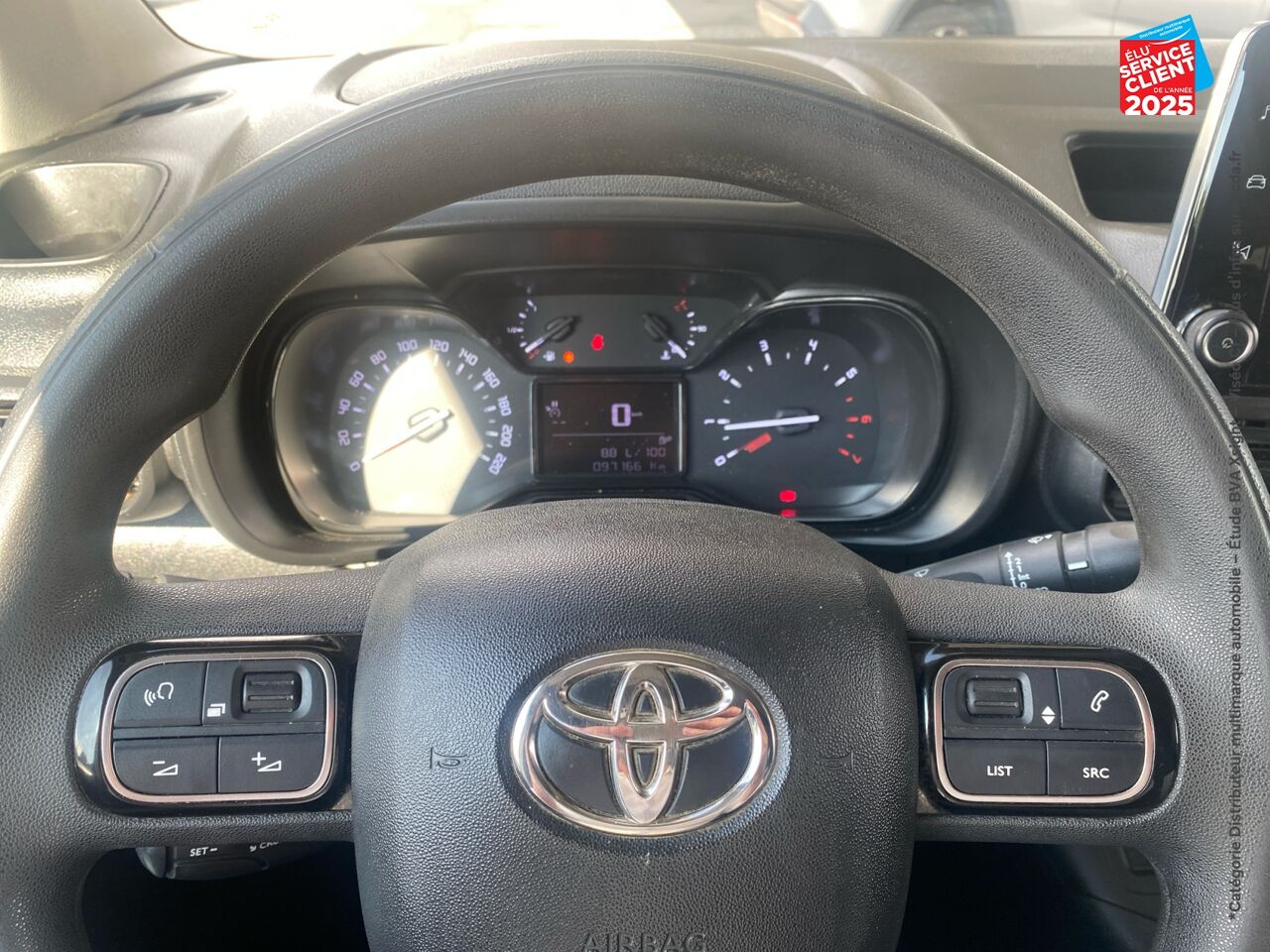 Véhicule d'occasion TOYOTA PROACE CITY MEDIUM 100 D-4D BUSINESS RC22 CAMERA chez Toyota Saint Dizier