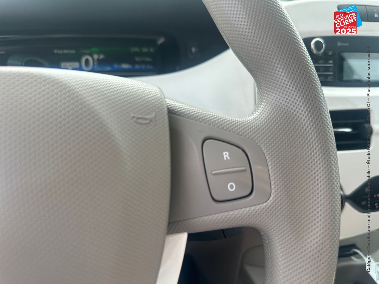 Véhicule d'occasion RENAULT ZOE LIFE CHARGE NORMALE R90 MY19 chez Renault Sélestat