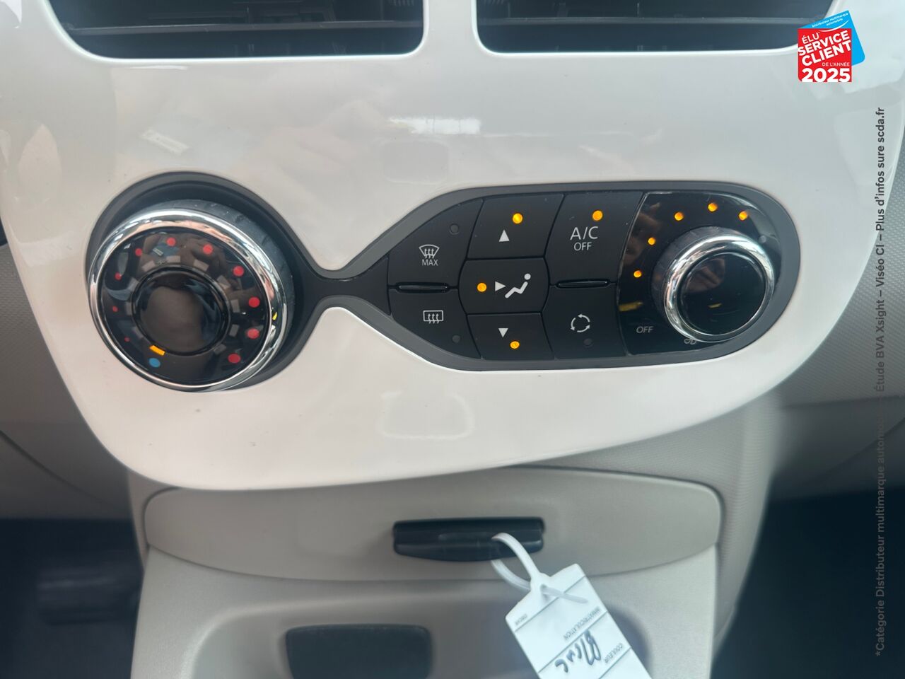 Véhicule d'occasion RENAULT ZOE LIFE CHARGE NORMALE R90 MY19 chez Renault Sélestat