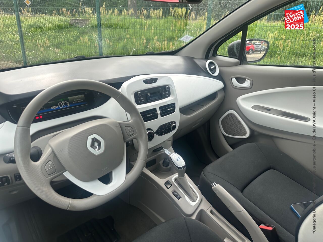 Véhicule d'occasion RENAULT ZOE LIFE CHARGE NORMALE R90 MY19 chez Renault Sélestat