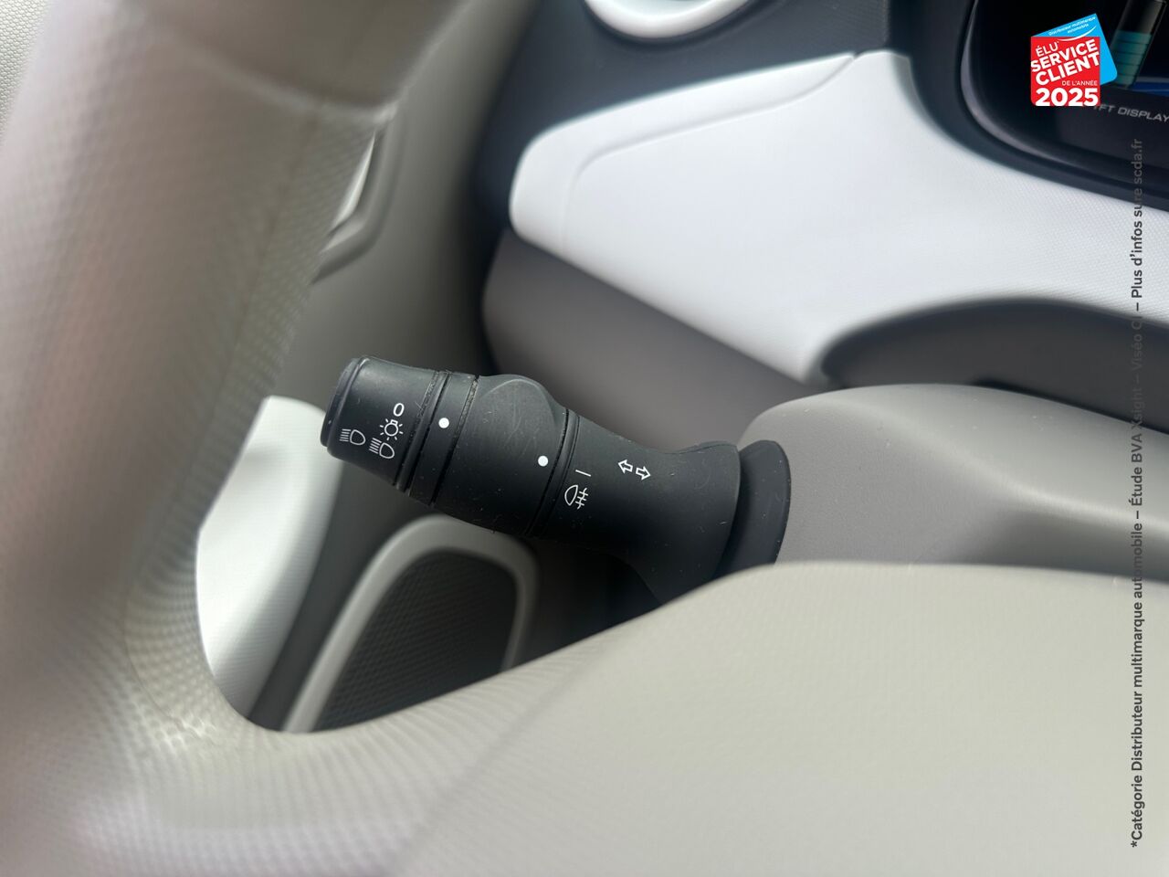 Véhicule d'occasion RENAULT ZOE LIFE CHARGE NORMALE R90 MY19 chez Renault Sélestat