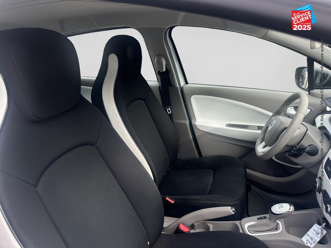 Véhicule d'occasion RENAULT ZOE LIFE CHARGE NORMALE R90 MY19 chez Renault Sélestat