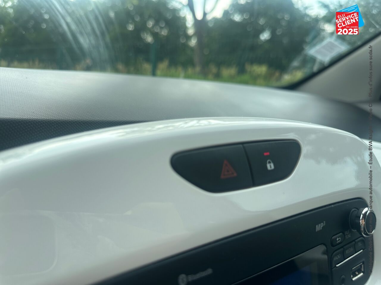 Véhicule d'occasion RENAULT ZOE LIFE CHARGE NORMALE R90 MY19 chez Renault Sélestat