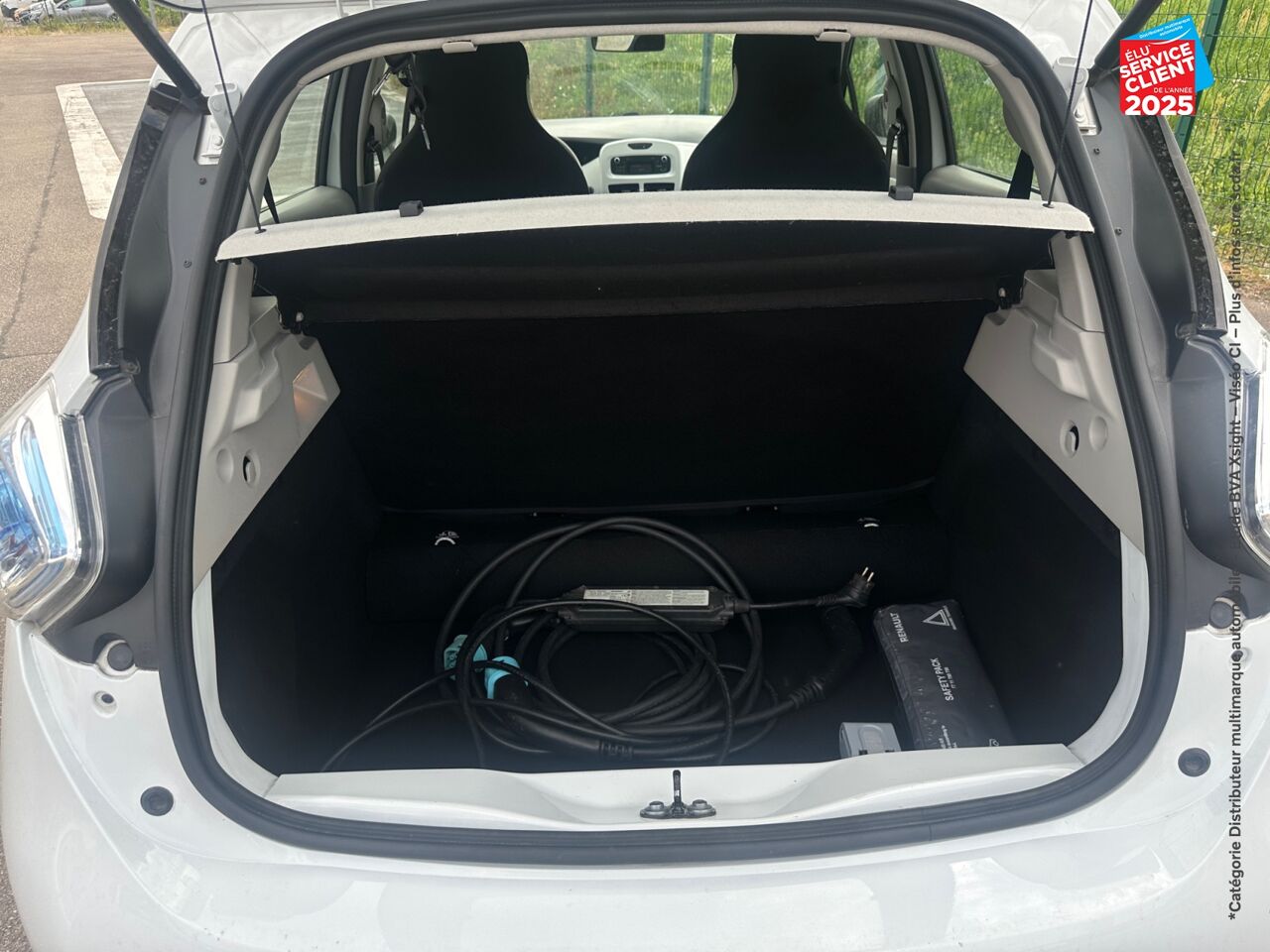 Véhicule d'occasion RENAULT ZOE LIFE CHARGE NORMALE R90 MY19 chez Renault Sélestat