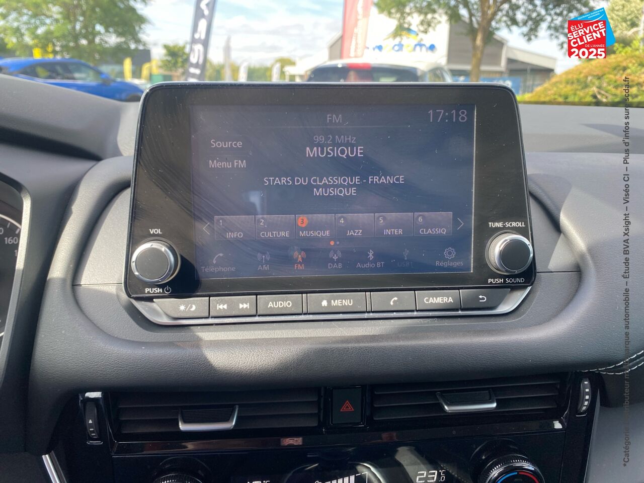 Véhicule d'occasion NISSAN QASHQAI 1.3 MILD HYBRID 140CH BUSINESS EDITION 2022 CAMERA chez HESS Automobile
