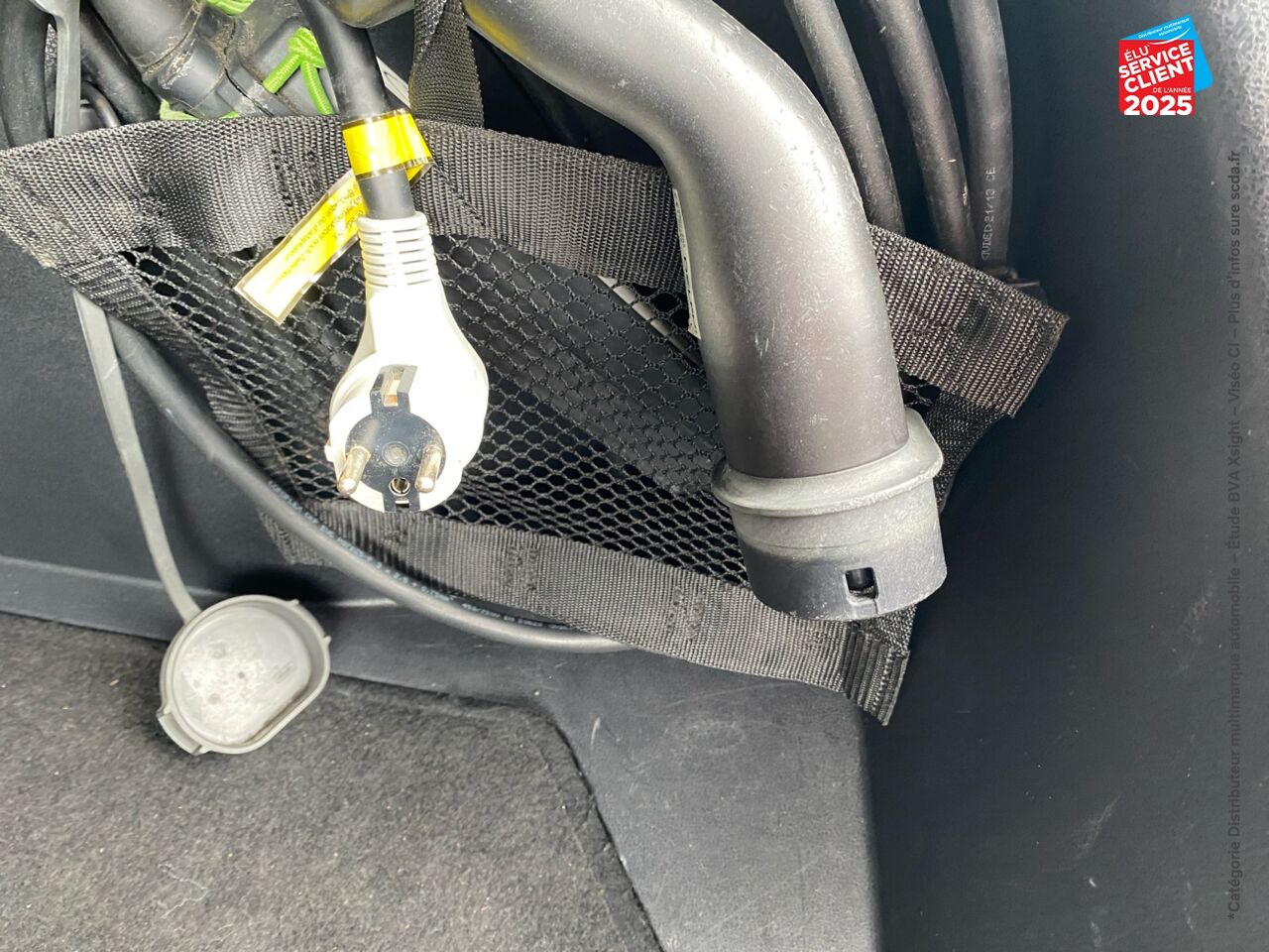 Véhicule d'occasion NISSAN LEAF 217CH E+ 62KWH N-CONNECTA 22 SIEGES CHAUF GPS chez Nissan Dijon