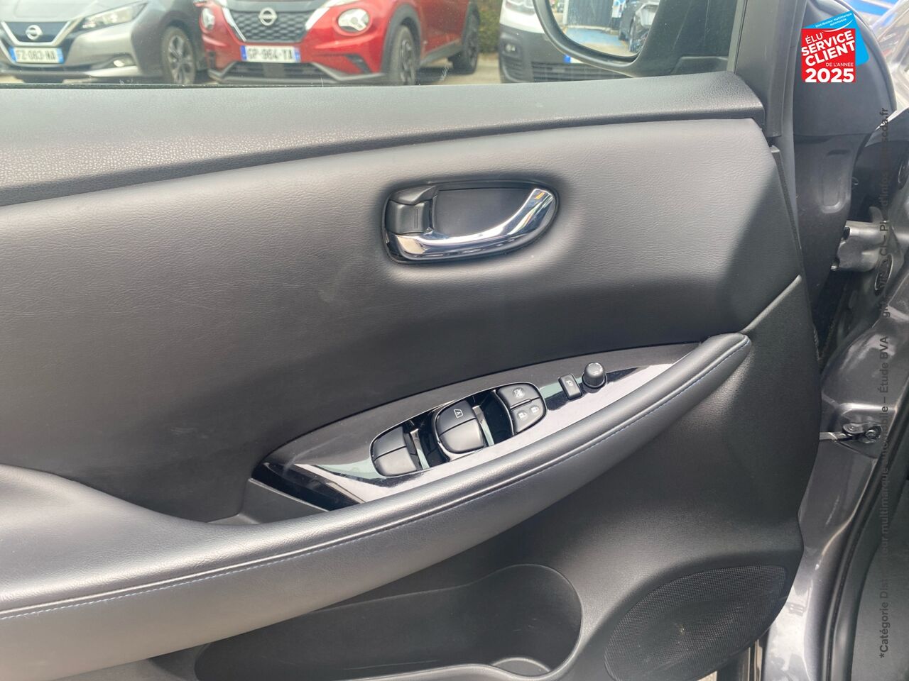 Véhicule d'occasion NISSAN LEAF 217CH E+ 62KWH N-CONNECTA 22 SIEGES CHAUF GPS chez Nissan Dijon