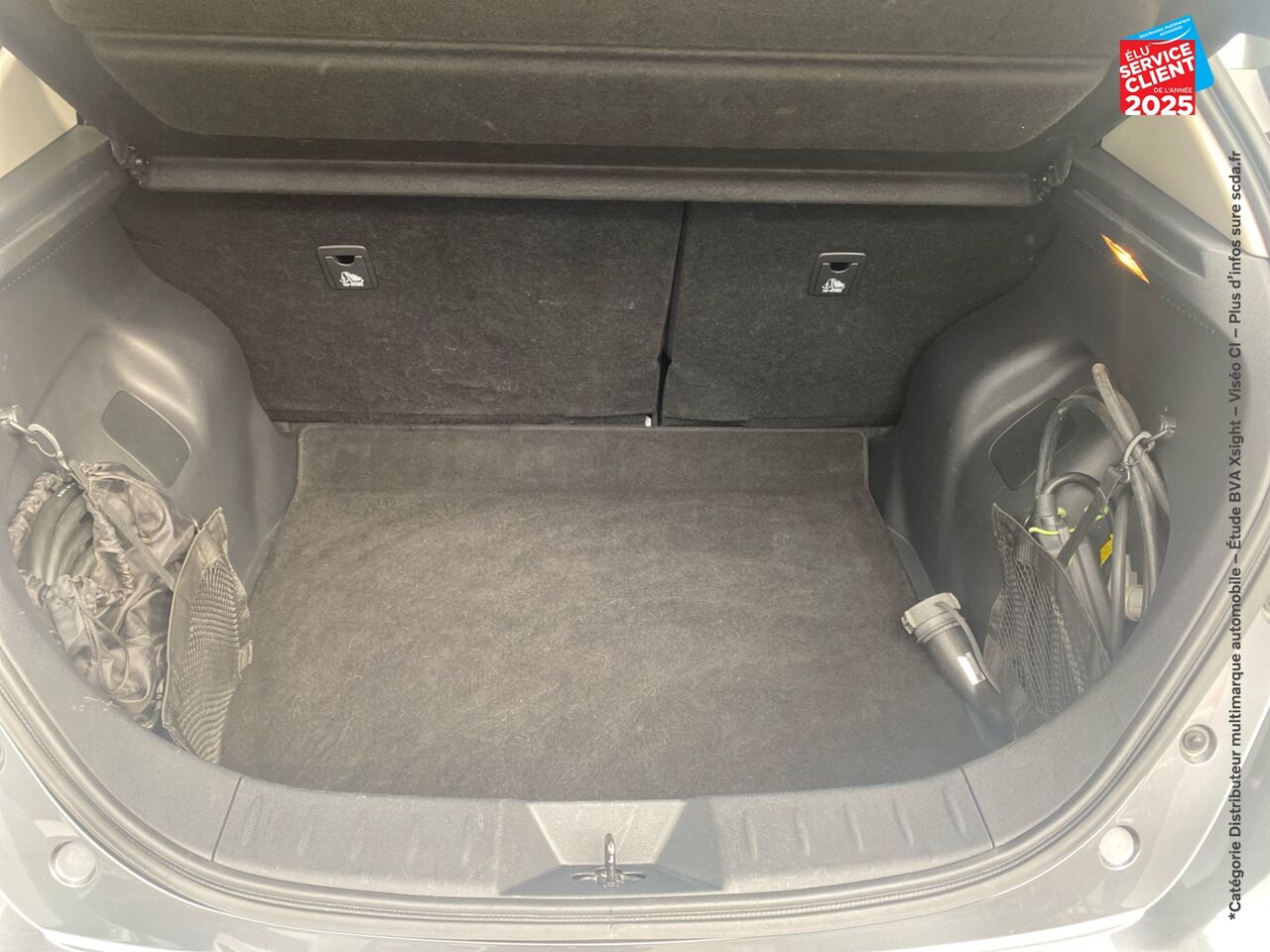 Véhicule d'occasion NISSAN LEAF 217CH E+ 62KWH N-CONNECTA 22 SIEGES CHAUF GPS chez Nissan Dijon