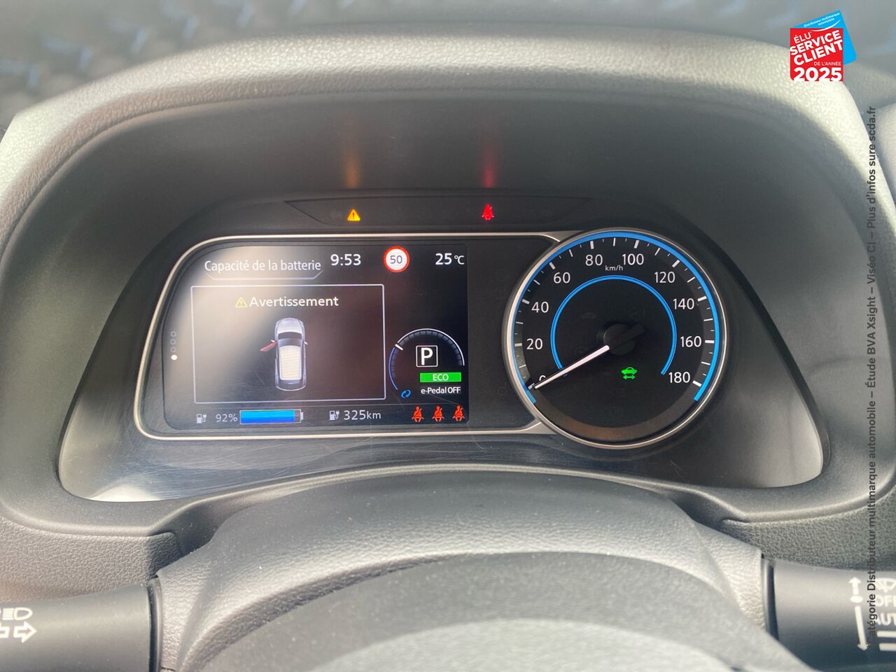 Véhicule d'occasion NISSAN LEAF 217CH E+ 62KWH N-CONNECTA 22 SIEGES CHAUF GPS chez Nissan Dijon