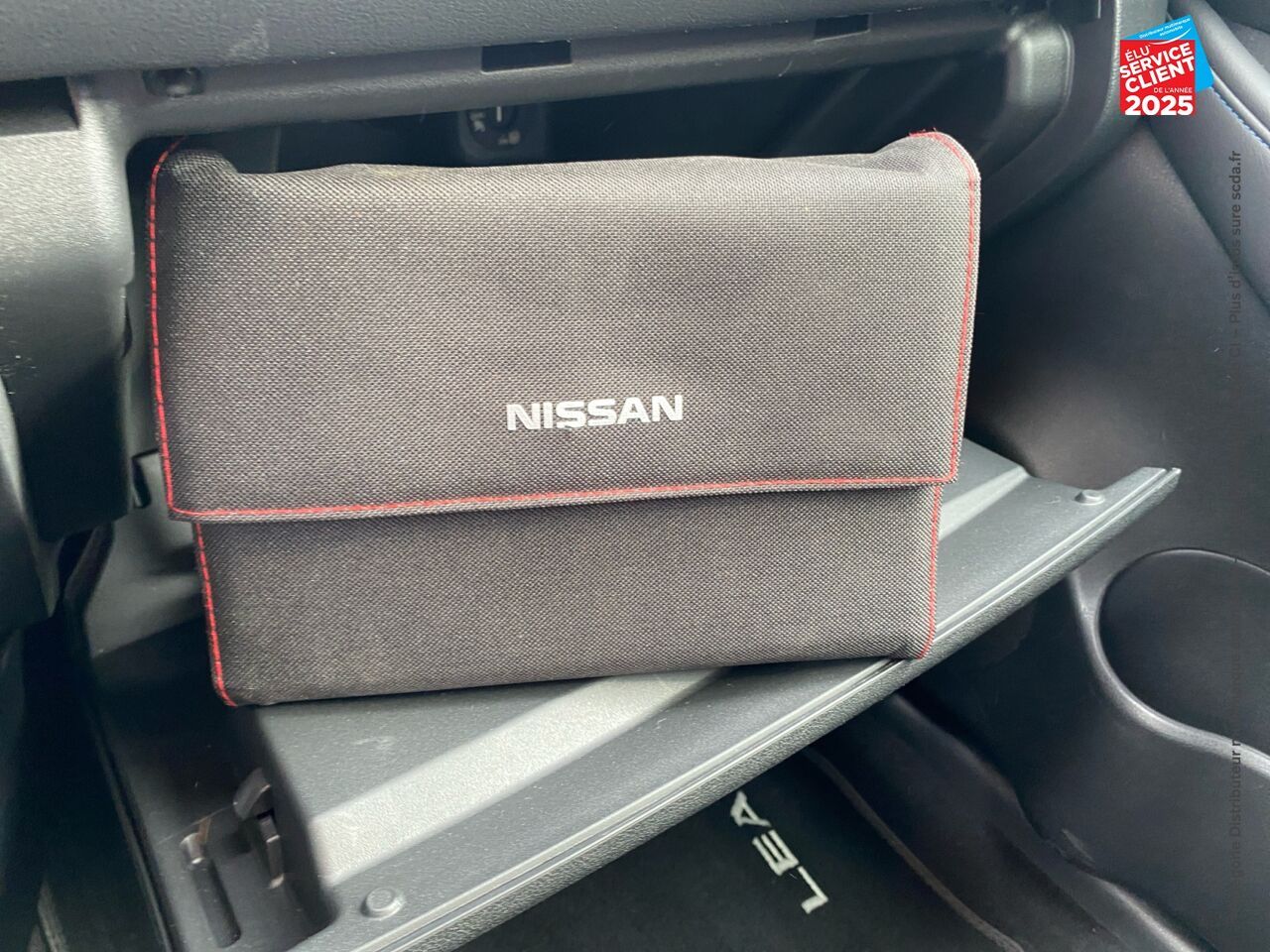 Véhicule d'occasion NISSAN LEAF 217CH E+ 62KWH N-CONNECTA 22 SIEGES CHAUF GPS chez Nissan Dijon